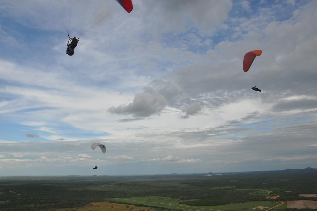 Fazenda Hotel Pedra Dos Ventos กิซาดา ภายนอก รูปภาพ